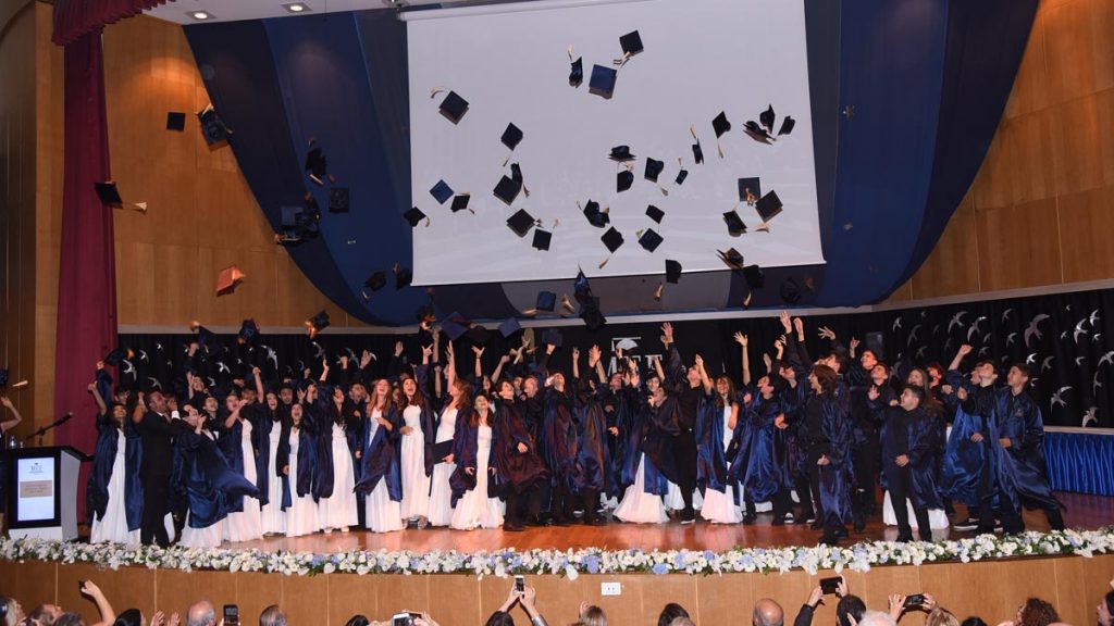 Ulus Kampüsü Ortaokul Sertifika Törenimiz, 14 Haziran 2019 tarihinde gerçekleşti...