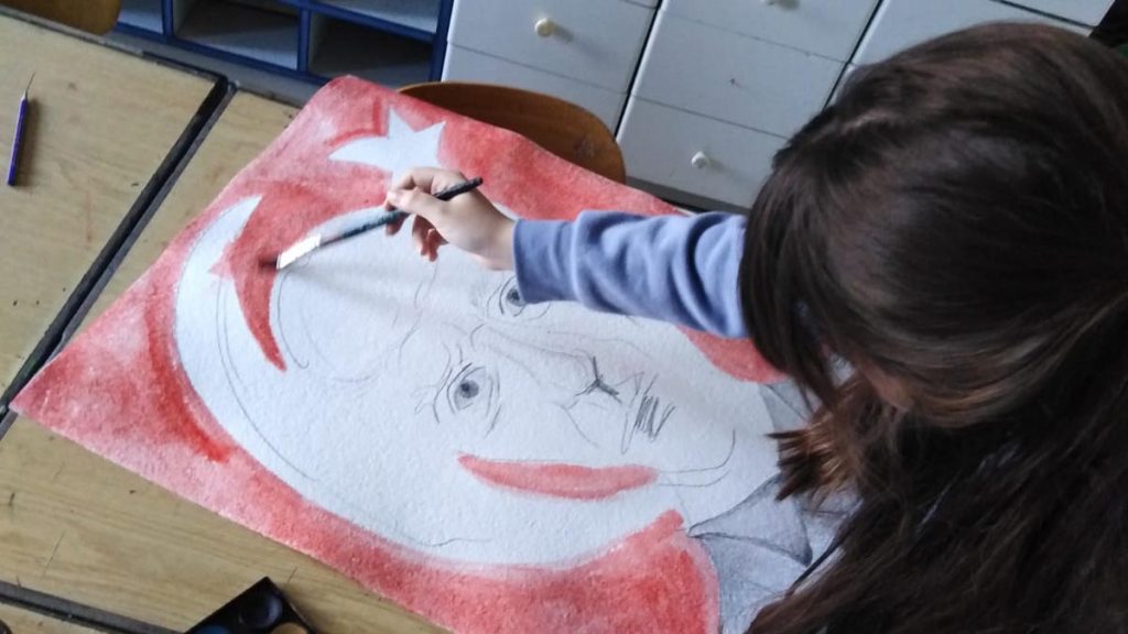 Ulus Kampüsü MEF Lisesi öğrencilerimiz, Cumhuriyet Bayramı hazırlıklarına başladı...