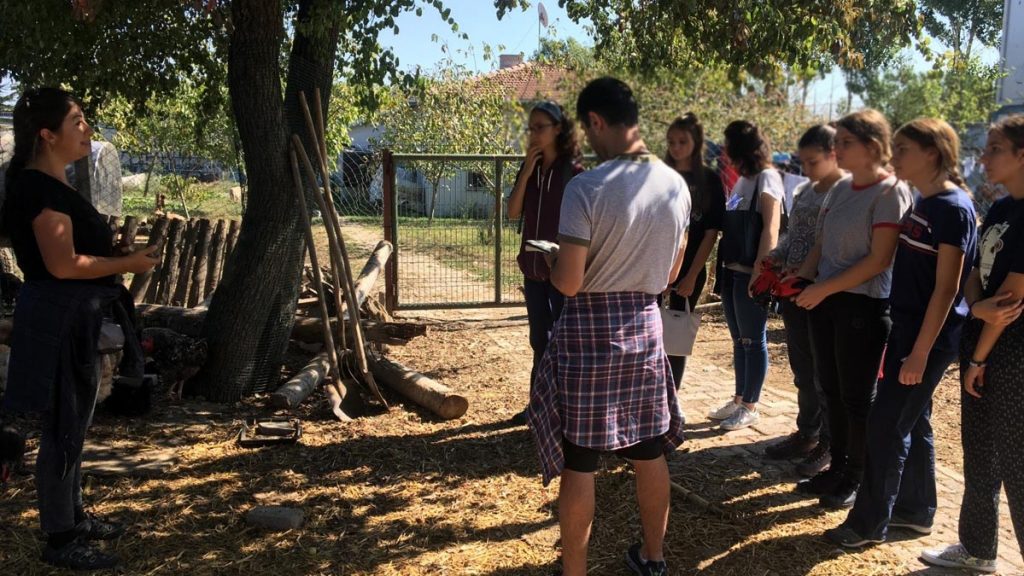 Ulus Kampüsü  MEF Lisesi Sosyal Bilimler Kulübümüzün “PERMAKÜLTÜR” biriminde yer alan öğrencilerimiz...