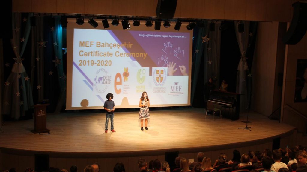 Bahçeşehir Kampüsü öğrencilerimize;  Cambridge Üniversitesi tarafından verilen...