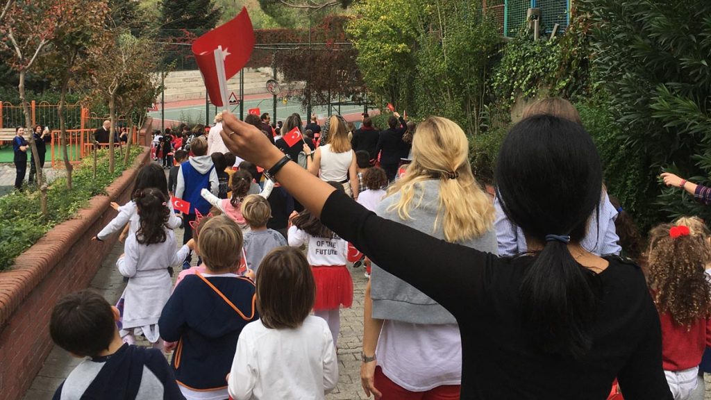 Ulus Anaokulu öğrencilerimiz Cumhuriyet Bayramı için getirdikleri malzemelerle...