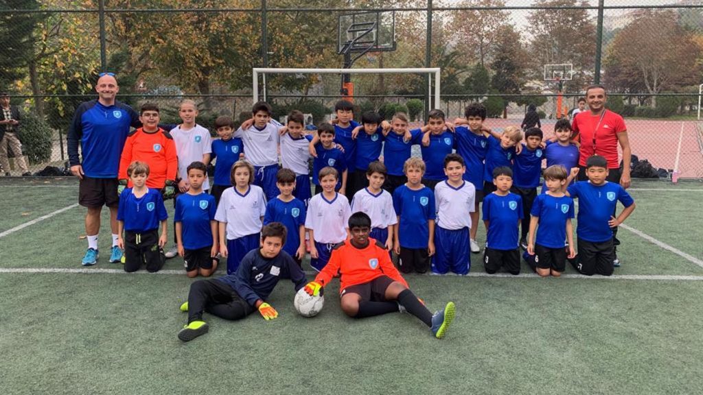 Ulus Kampüsü Ortaokul futbol takımı öğrencilerimiz ile aynı kampüsü paylaştığımız...