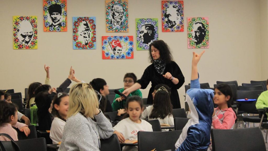 Bahçeşehir Kampüsü 3. sınıf öğrencilerimiz daha önceden okudukları 