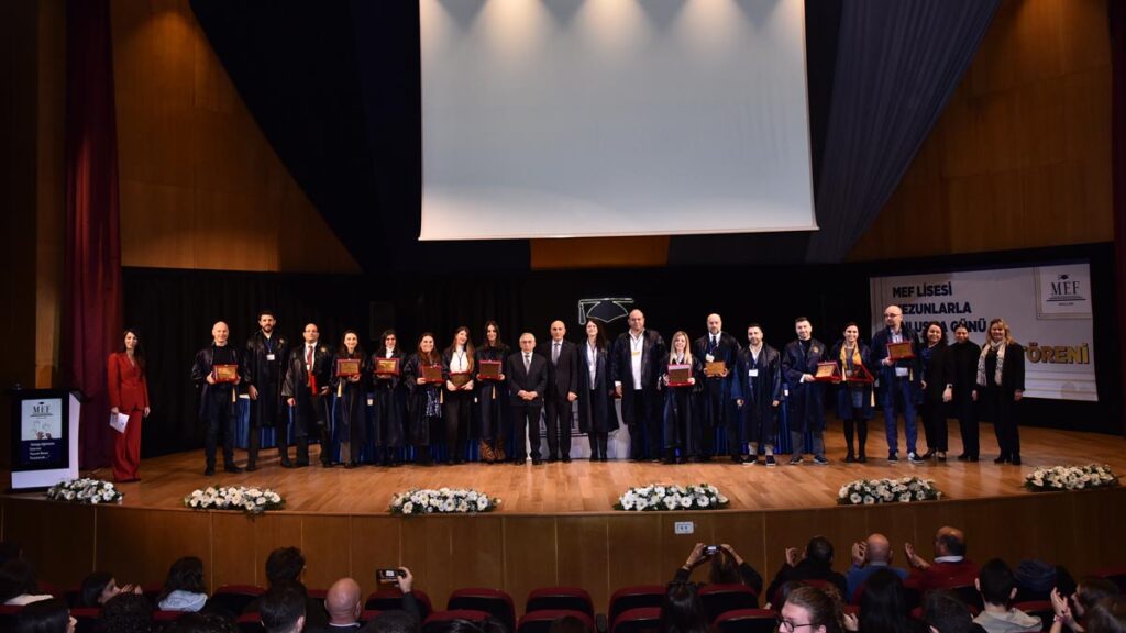 Geleneksel MEF Lisesi Mezunlarla Buluşma Günü kapsamında aklı ve bilimi rehber edinerek...