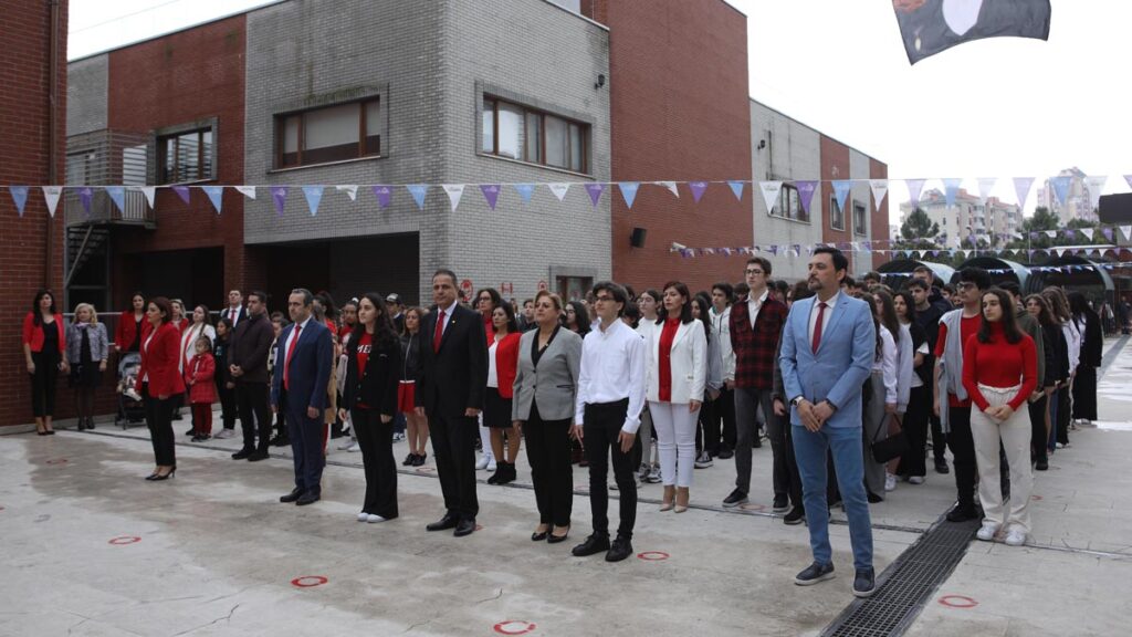 Mustafa Kemal Atatürk’ün Anadolu’daki kurtuluş mücadelesini başlatmasının, Türk milletinin bağımsızlığını kazanmada...