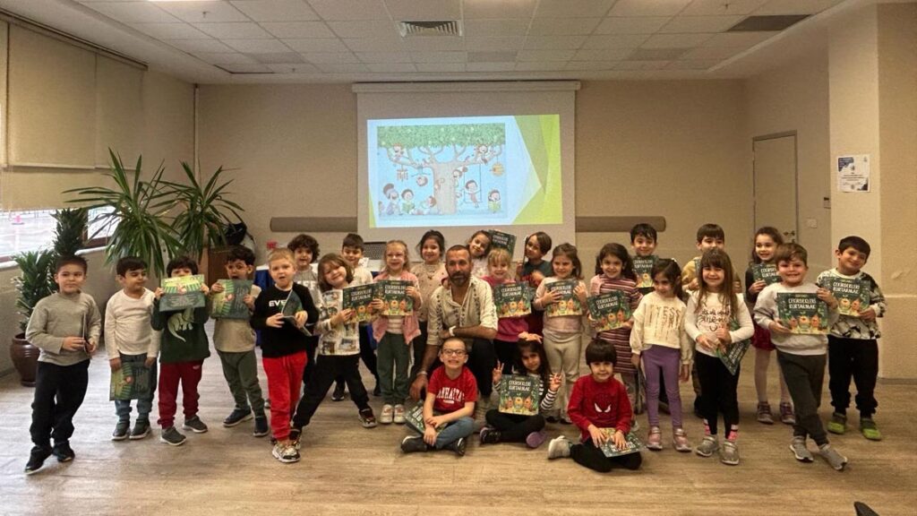 Bahçeşehir Kampüsümüzde gerçekleşen 9. Kitap Fuarı ve Söyleşi Günleri'ni tamamladık...