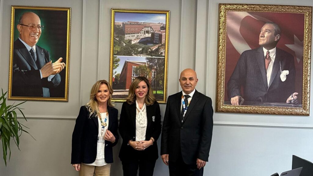 TeacherX platformu ve ETZ 'nin kurucusu Dr. Işıl Boy Ergül ilebir araya gelerek...